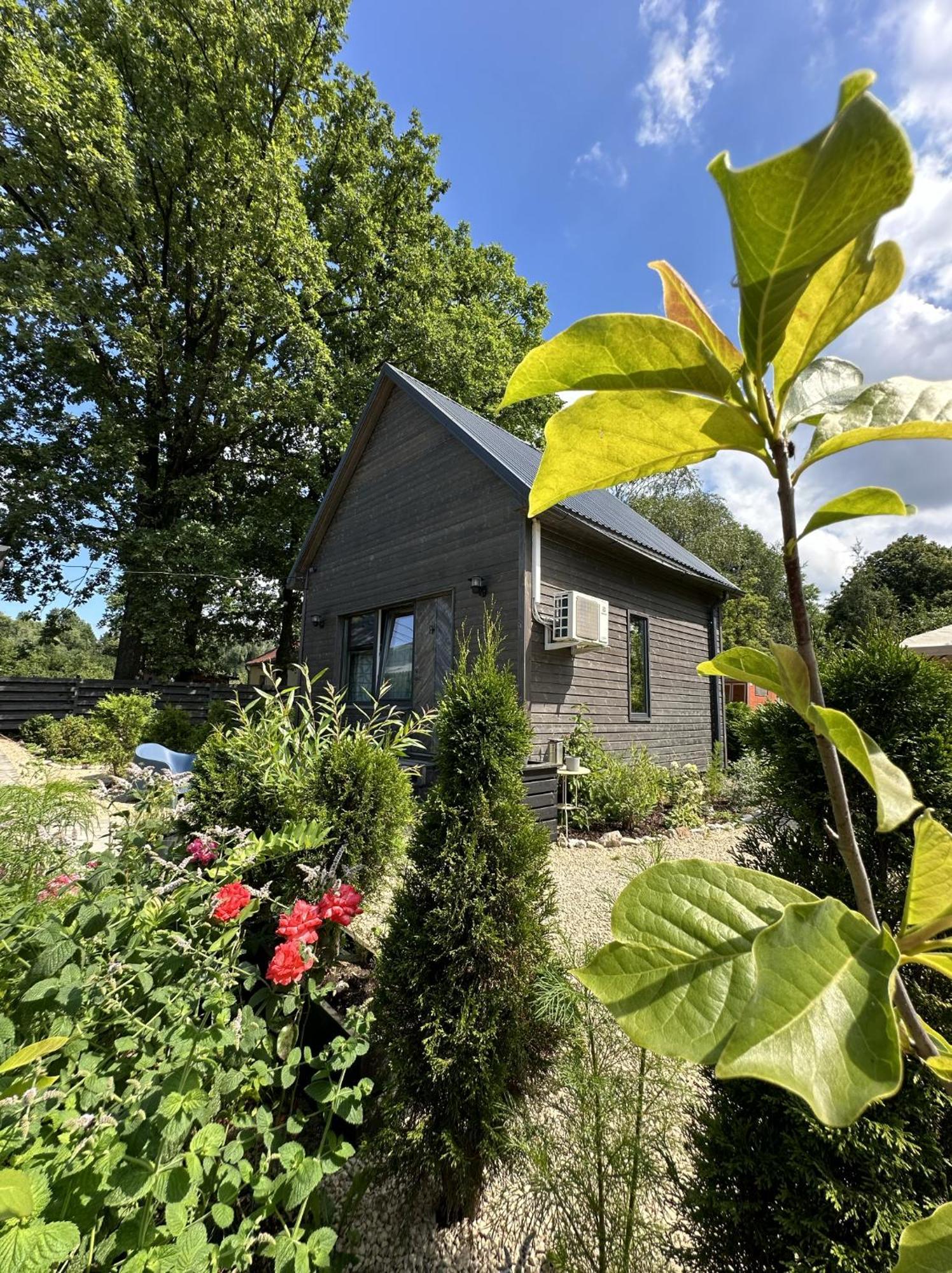 Amazing Little House On An Island With Garden Villa Riga Exterior photo